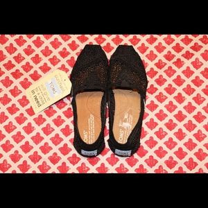 NWT! Toms